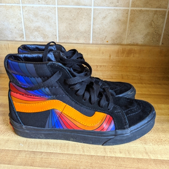 Vans Sk8 Hi black Suede with Stripe Detail Like New - Picture 2 of 5